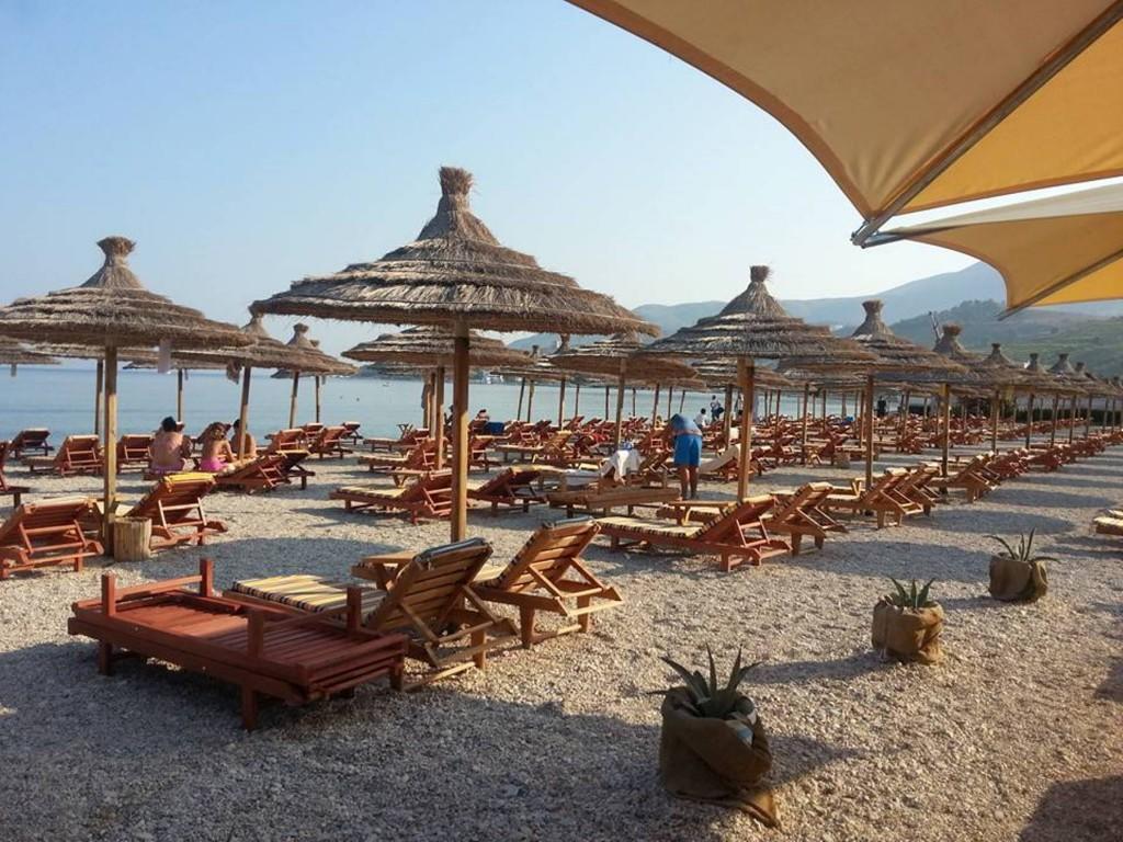 Radhima Beach Apartment-Tirana Resort 奥里库姆 外观 照片